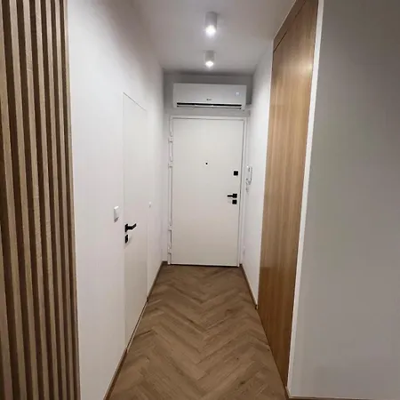 Апартаменты Nowoczesny W Centrum Warszawy Parking, Smart Tv, Self Check-in *