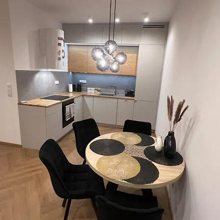 公寓 Nowoczesny W Centrum Warszawy Parking, Smart Tv, Self Check-in *